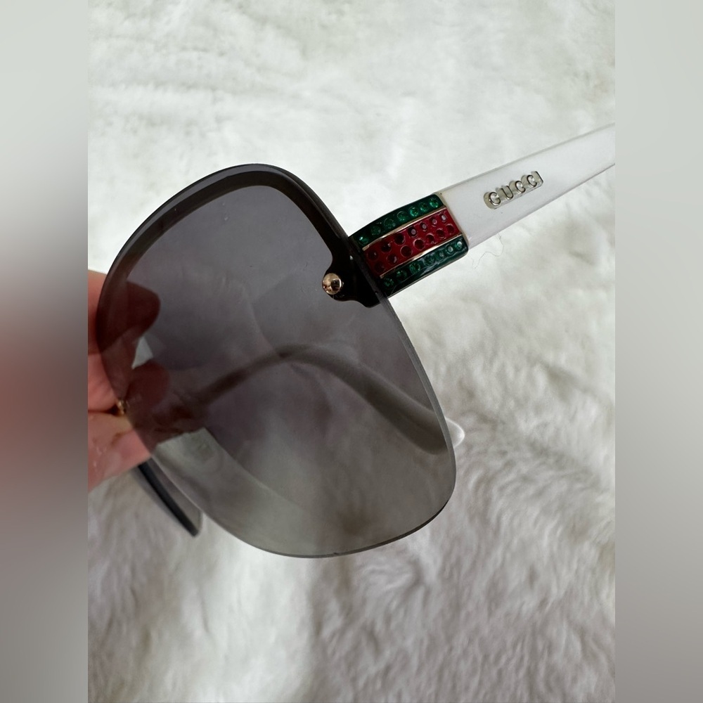 Gucci white and and red and green stone with gray lenses Sunglasses